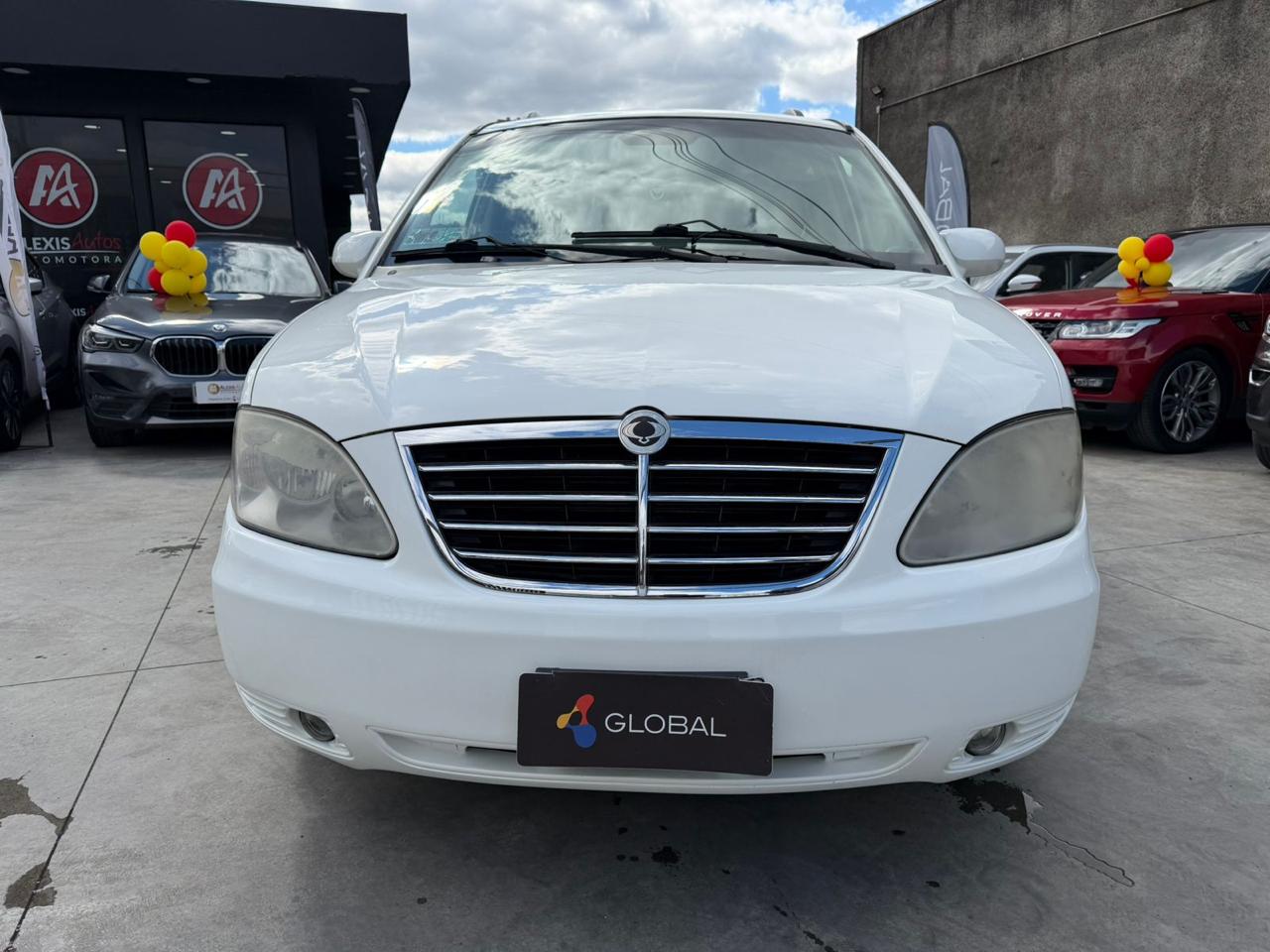 SsangYong Stavic Xdi — foto 5 de 24