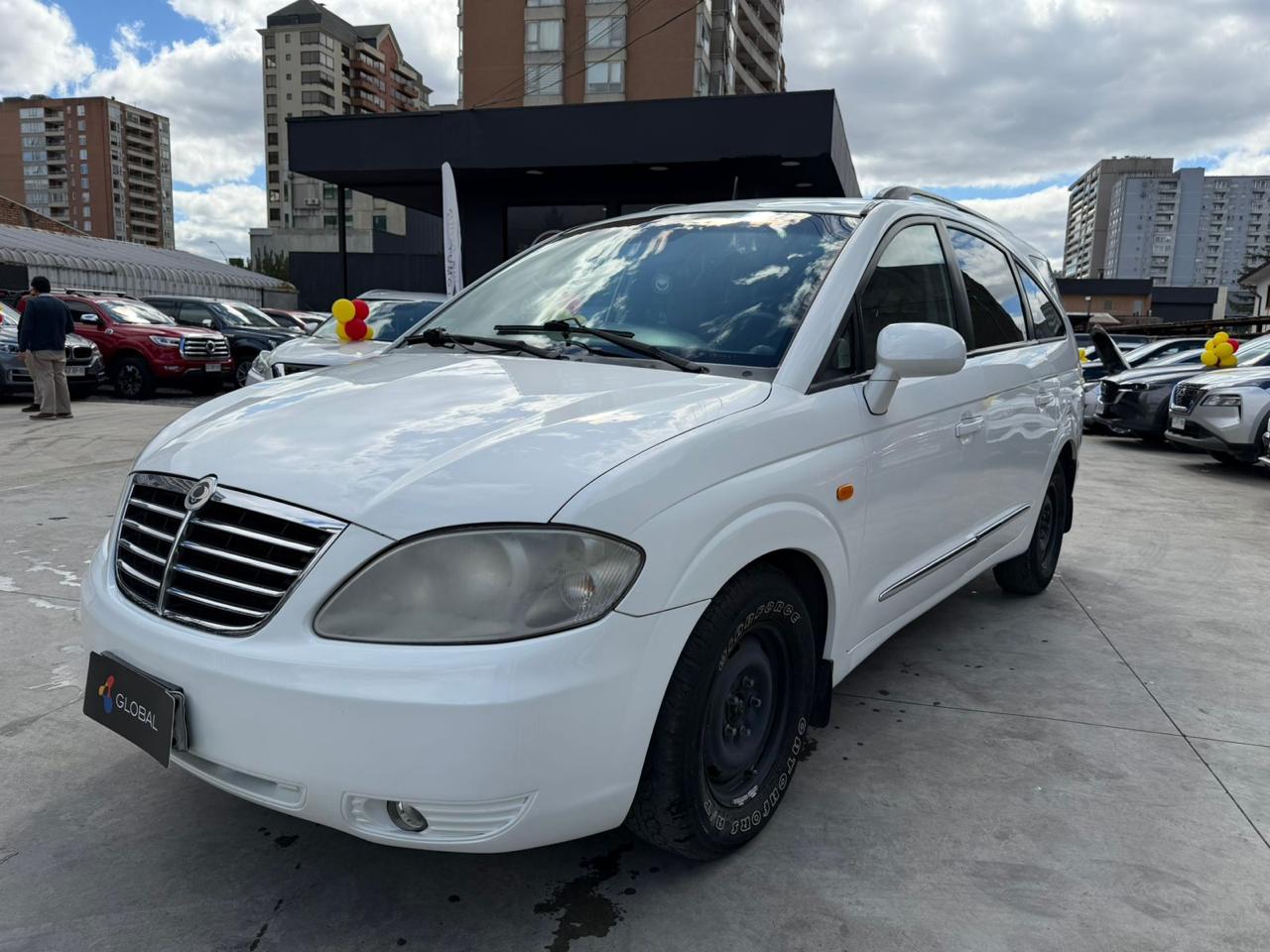 SsangYong Stavic Xdi — foto 3 de 24