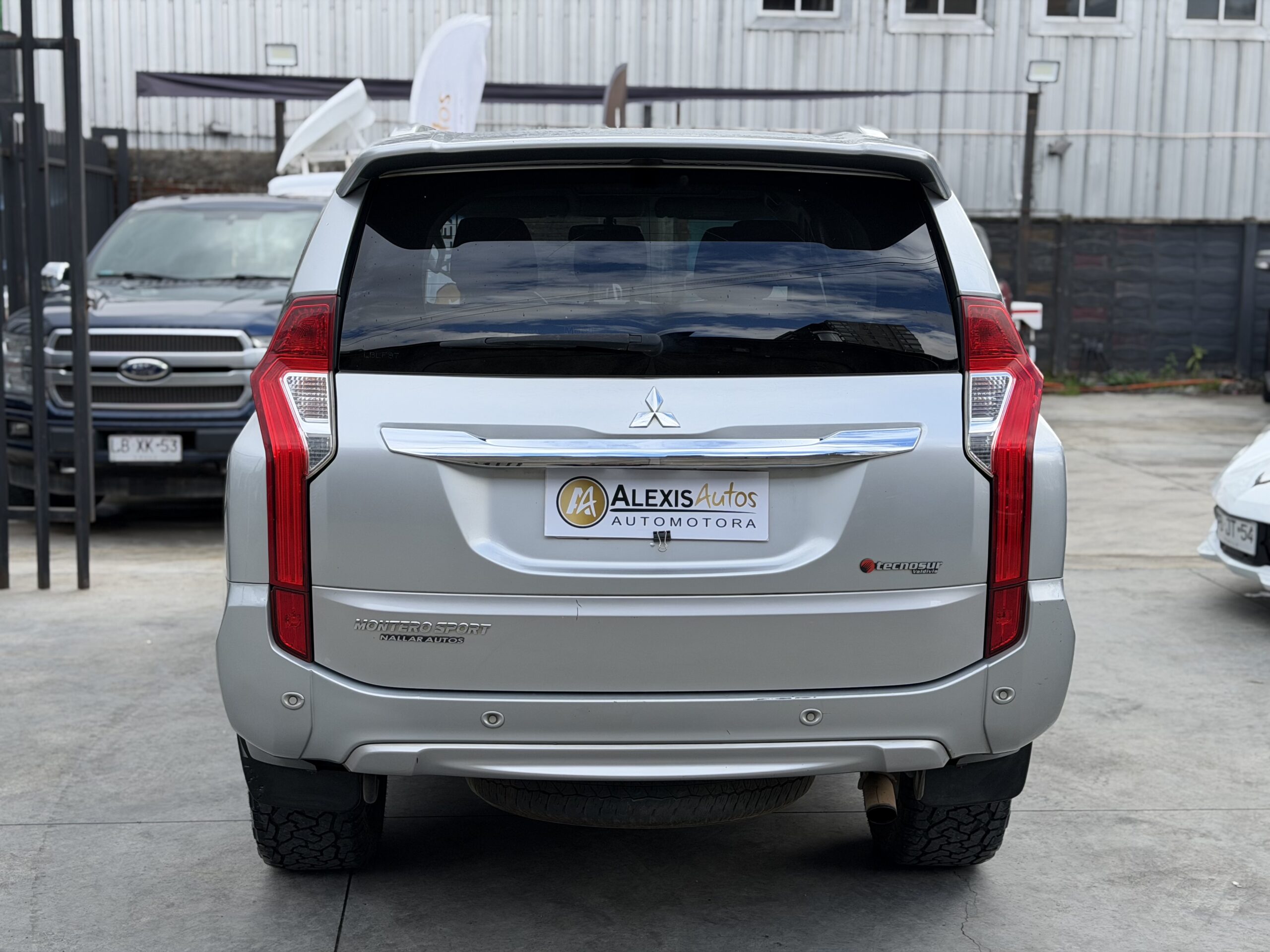 Mitsubishi Montero Sport 2.4L 4X2 Aut — foto 4 de 16