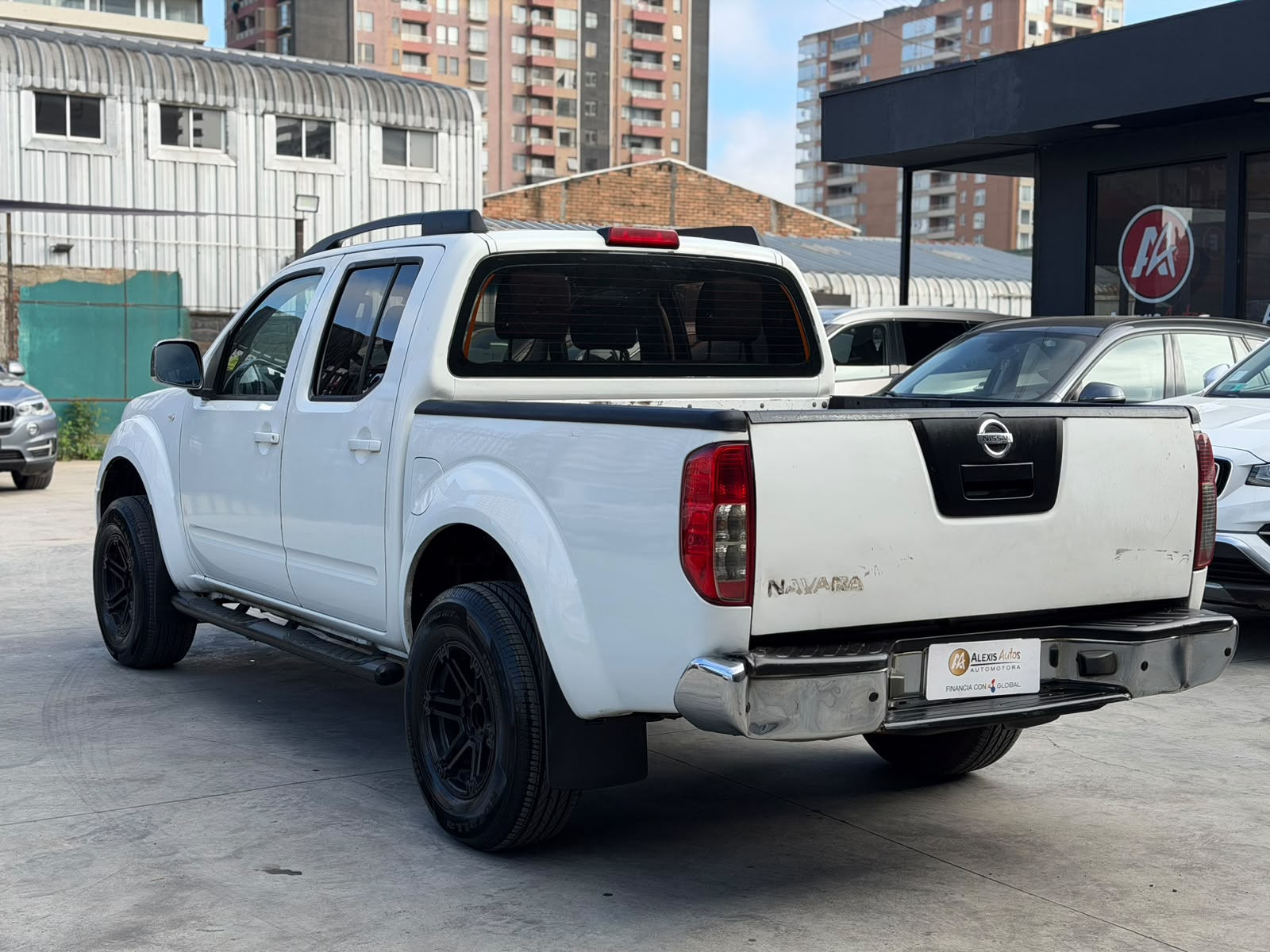 Nissan Navara 2.5L 4X4 Aut — foto 5 de 18