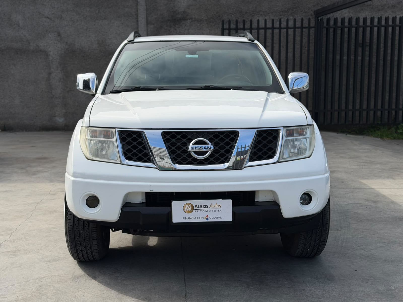 Nissan Navara 2.5L 4X4 Aut — foto 9 de 18