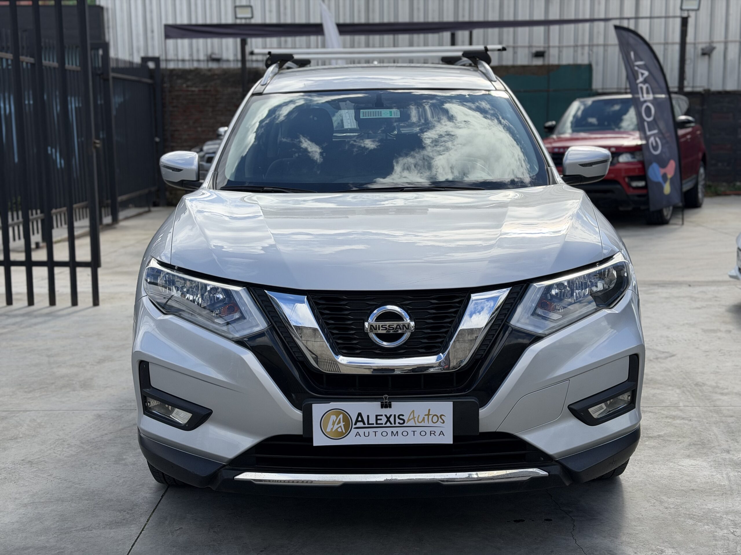 Nissan Xtrail 4X4 2.5L Aut — foto 2 de 18