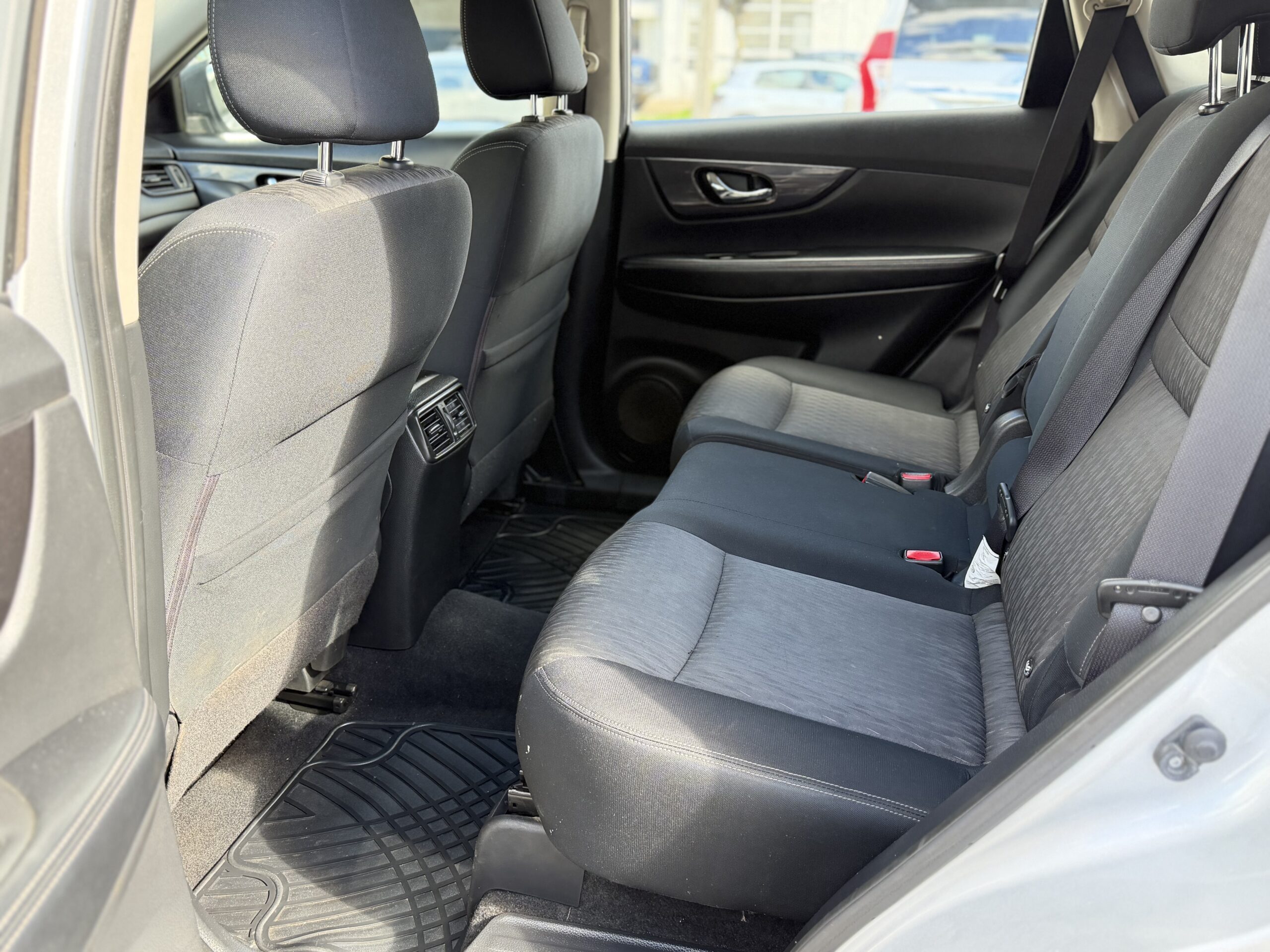 Nissan Xtrail 4X4 2.5L Aut — foto 8 de 18
