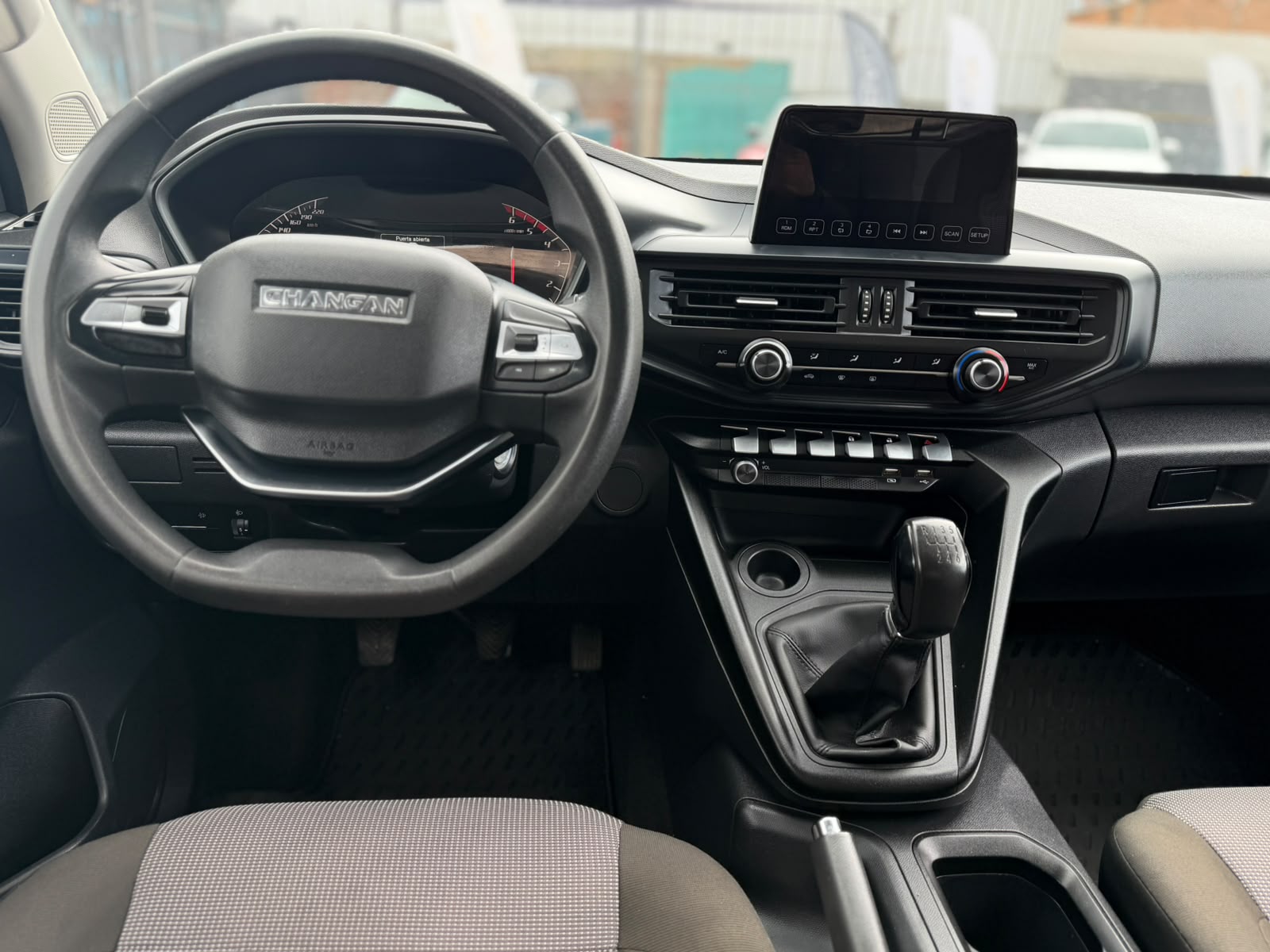 Changan Hunter 1.9L Confort Mt4×2 — foto 8 de 18